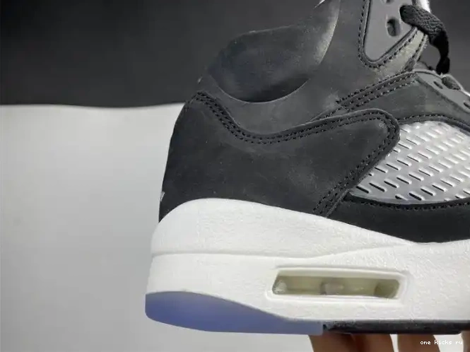 Rep Onekick JORDAN AIR OREO 5 CT4838-011 0405